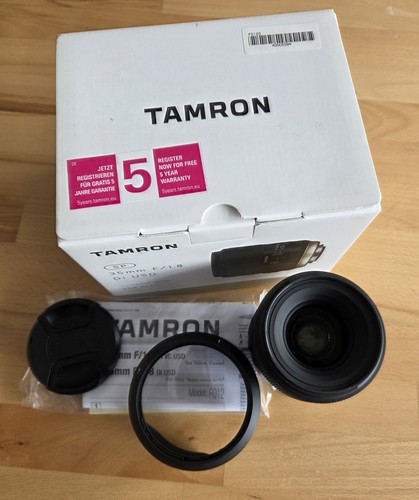 Tamron 1 8 di - mm, f/1.8
