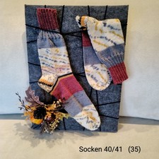 Handgestrickte Wollsocken  -