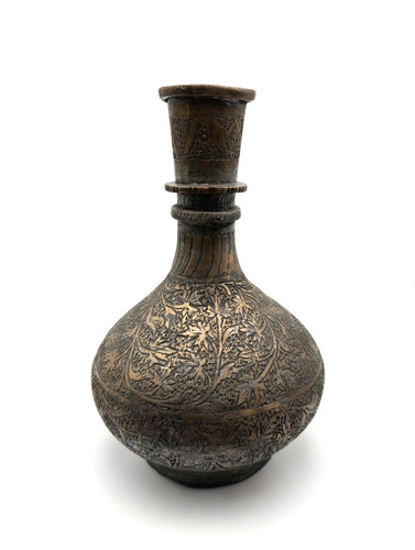 Handgravierte metallvase - handgravierte,