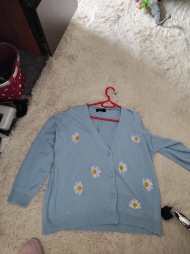 Strickjacke mit blumen - mit,