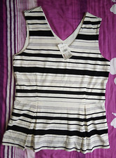 Shirt von KappAhl in L weiß/schwarz gestreift ärmellos V-Ausschnitt NP ca. 22 €
