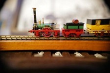 Original Dampflok, Adler, Spur N Limited Edition Zugset von Minitrix