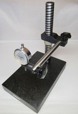 Messtisch Granitplatte mit Messuhranzeige  Goldschmiedewerkzeug