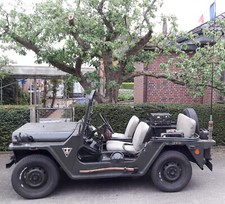 Ford Mutt M 151 A 1 Baujahr 07. 1968 + Anhänger Farbe grün