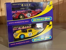 2x Scalextric Ferrari P4 330: Ref C2787 No.11 und Ref 2642 No.24