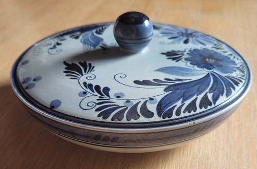 Alte delft schale mit deckel - mit,