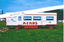 Zirkus-Foto DDR Oldtimer VEB IFA Oldtimer Wagen vom Circus Aeros als Cafe