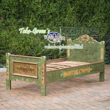 Voglauer Einzelbett Altgrün