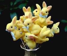 2 Osterhasen - Dekostecker..samtige Hasen auf Drahtstecker...Gelb...Neu