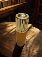 Alter großer Parfum Dummy