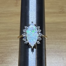 Vintage Marquise Opal mit natürlichem Diamant Heiligenschein Größe 6 Ring