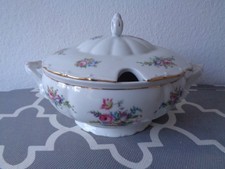 Große Suppenterrine