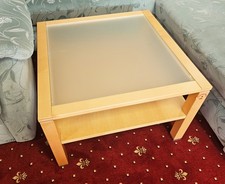 Couchtisch mit Ablage und Glasplatte buche (gebraucht)