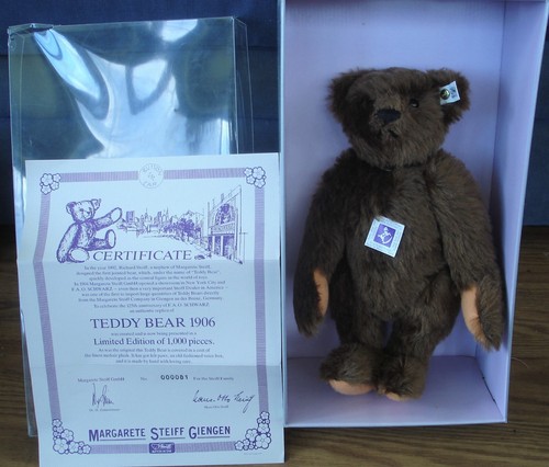Steiff teddy bear 1906 replica - steiff,