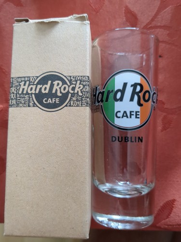 Dublin hard rock cafe - cafe., fan