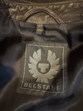 fast nie getragene Belstaff