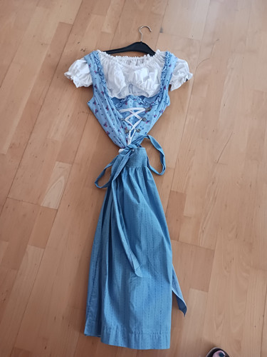 Dirndl mit schürze und bluse - dirndl,