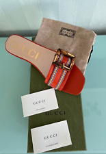 ORANGEFARBENE SLIDES /