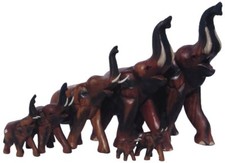 1 Elefant laufend