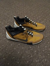 Nike Schuhe Größe 49, 5 Farbe Braun