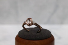 Ring 9 kt Rotgold Morganit & Diamant Dreistein - Größe K