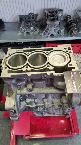 Motorblock ohne zylinderkopf - motorblock,