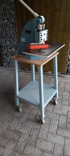 Ausklinkmaschine bernado ak - ausklinkmaschine,