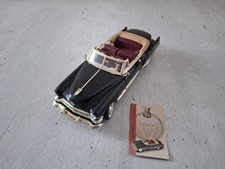 Cadillac Coupe de Ville 1949 schwarz/gold original Ledersitze 1:18 Road Legends