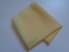 Stoffrest ORGANZA ° Dekostoff ° gelb ° Rest zum Nähen/Basteln ° 140 x 39 cm (4)