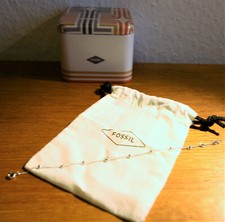 Armband von Fossil echt Silber mit drei durchsichtigen Steinchen - neu, NP 65 €
