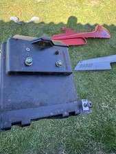 gutes Batteriefach Batteriehalter keine Risse! Piaggio Hexagon EX 125 150