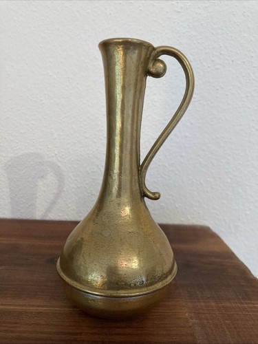 Vintage vase mit - vintage,