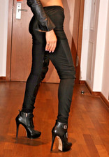 hot, black & sexy Buffalo High