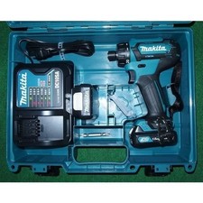 Makita DF033DSHX 10,8 V