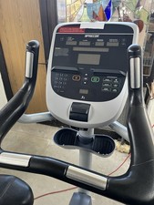 Precor Experience 835 LED