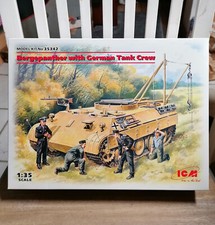 ICM -  Bergepanzer WWII 1:35 with German Crew neuwertig verschweißt komplett