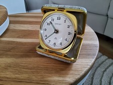 Reisewecker von der Marke