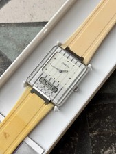 Tissot Two Timer Armbanduhr