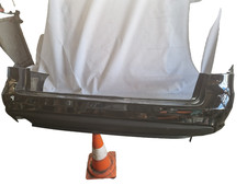 31E* Mercedes E-Klasse Kombi W212 AMG Vor Mopf Stoßstange hinten PDC F.040