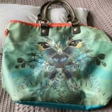 George Gina & Lucy Tasche Hopper