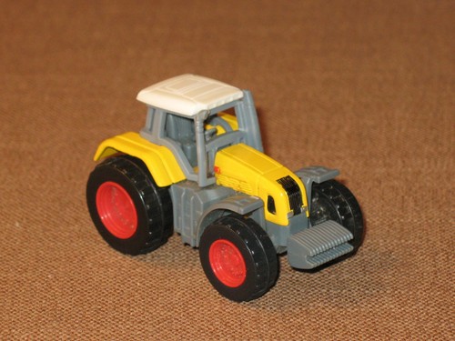Auto spielzeug fendt 928 - spielzeug:,