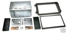 = DOPPEL DIN Autoradio Einbaurahmen SET  passend für VW Touran