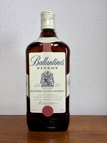 Ballantine finest blended - ballantine's,