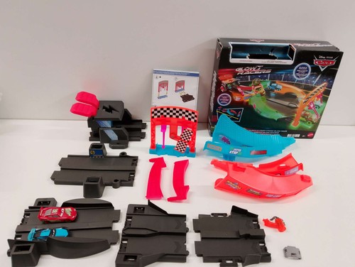 Mattel cars nachtrennen - ,