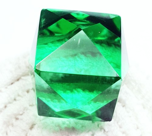 Jade grün topas 131 ct - grün, 131.40
