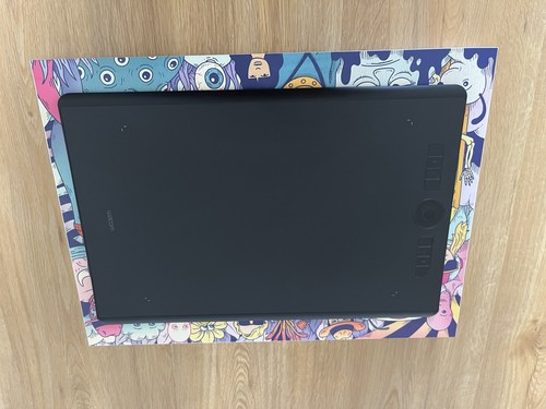 Wacom intuos pro - wacom,