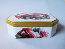 8 eckige Blechdose von Trumpf Köstliche Pralinen - 18,5cm x 17cm x 6cm groß