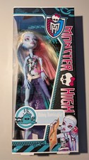 Monster High Barbie Abbey Puppe Bominable SKULL SHORES 2011