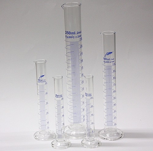Messzylinder aus boro glas - 3.3,
