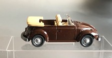 VW Käfer 1302 LS Cabrio - schokobraun hellbeige / Fig. - Wiking 033-12 1:90 NEU